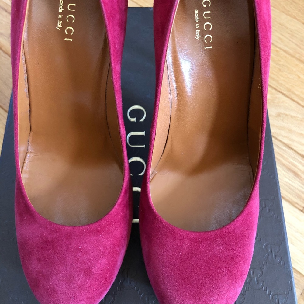 Gucci Red